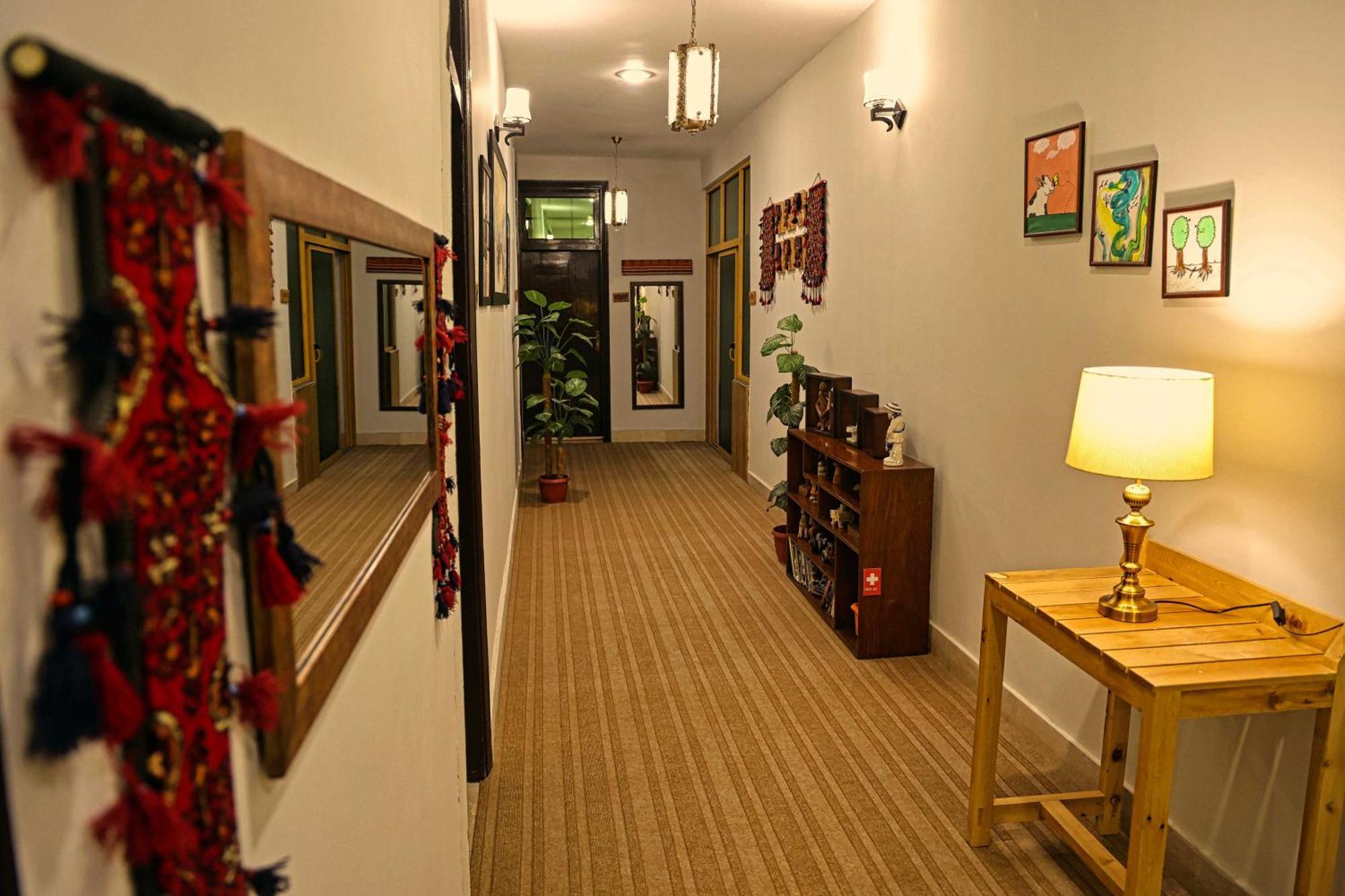 Отель Oak Residency Гилгит Экстерьер фото