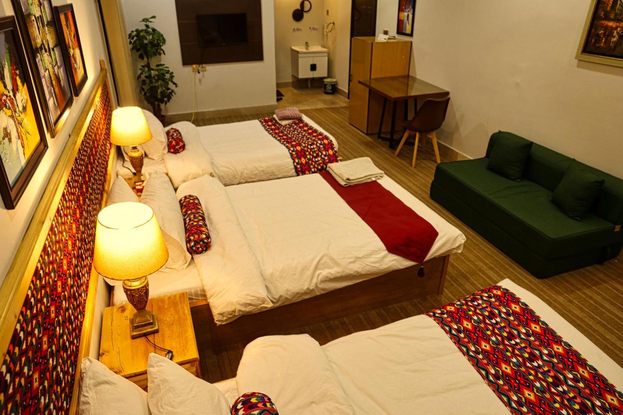 Отель Oak Residency Гилгит Экстерьер фото